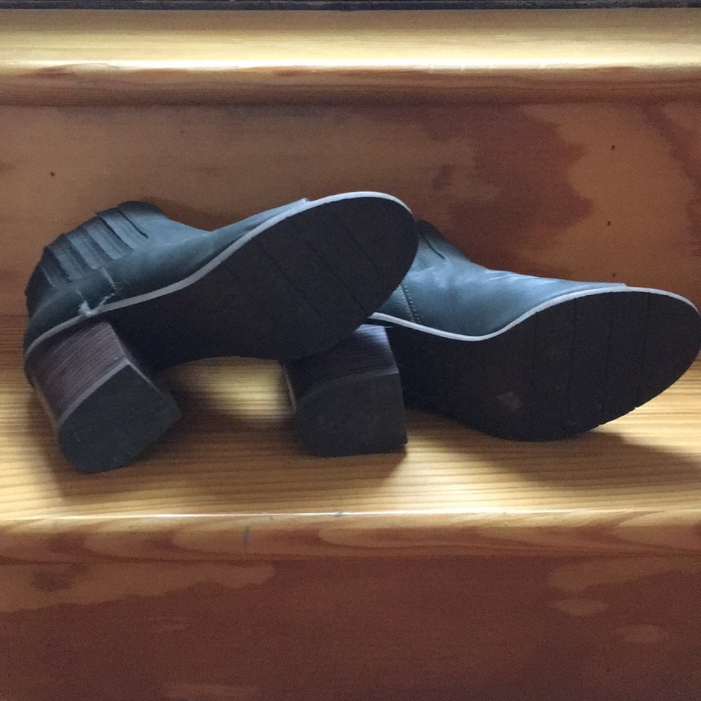 Open Toe Booties - Picture 3 of 3